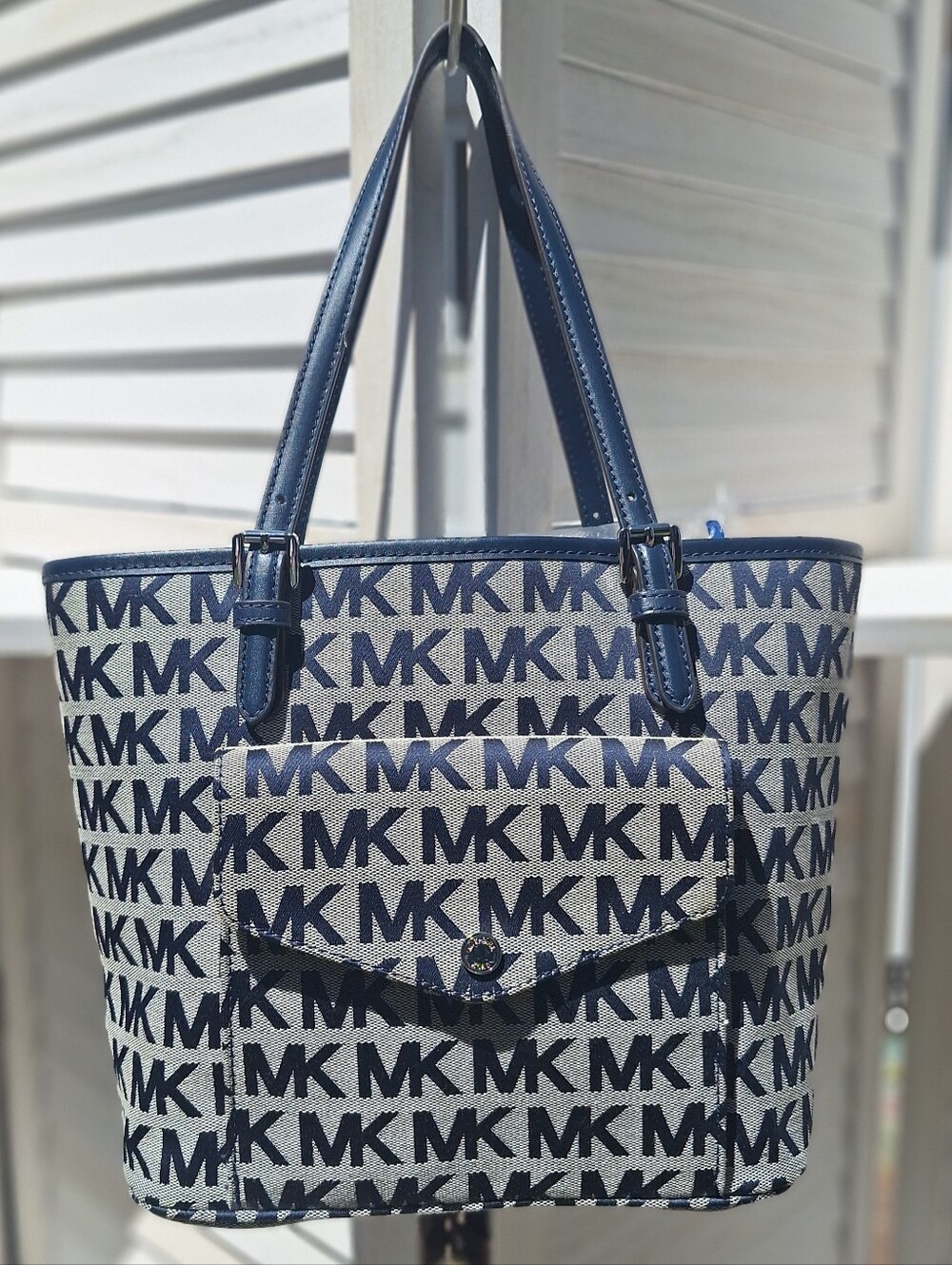 NWOT Michael Kors Navy/whiteMK Logo Tote